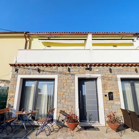 Amb Apartmaji Apartament *