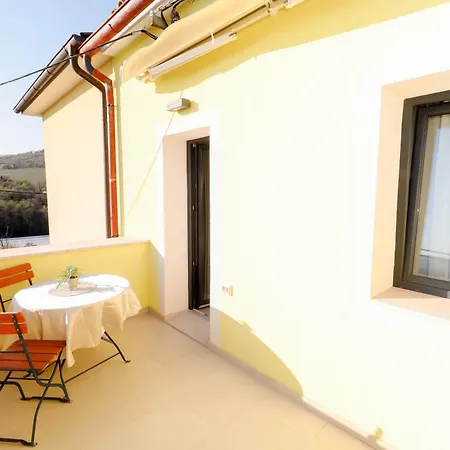 Διαμέρισμα Amb Apartmaji *